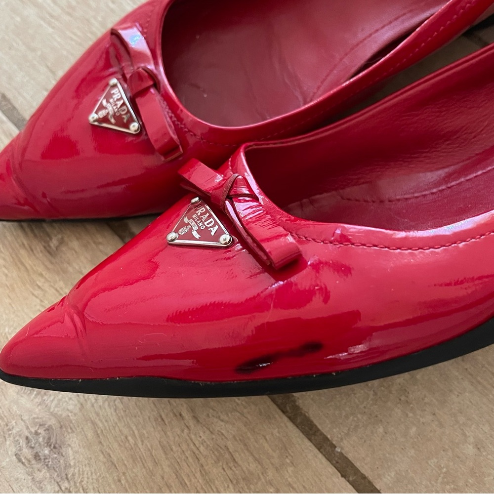 Prada Red Patent Leather Pointed Toe Flats 36.5 - Picture 8 of 10
